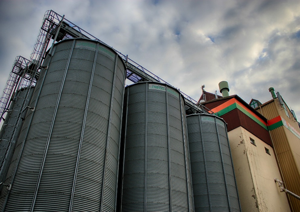 Harvesting, Drying, and Storing Malting Barley to get Market Premiums